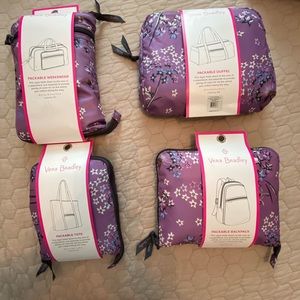 NEW WITH TAGS Vera Bradley Packable Collection in Lavender Dandelion